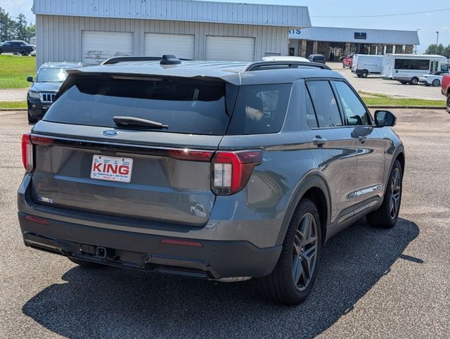 2025 Ford Explorer ST-LINE - Photo 6