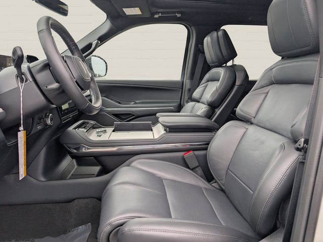 2027 Lincoln Navigator Reserve - Photo 12