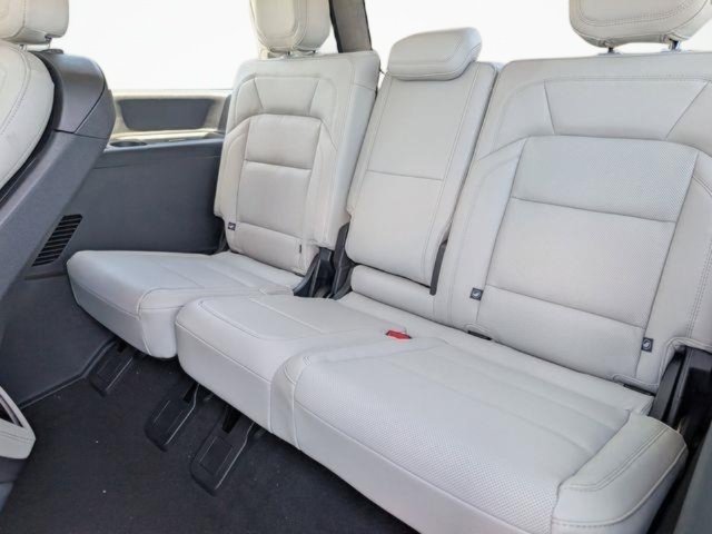 2026 Lincoln Navigator Reserve - Photo 11
