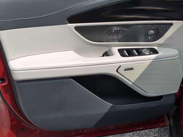 2026 Lincoln Nautilus Premiere - Photo 16