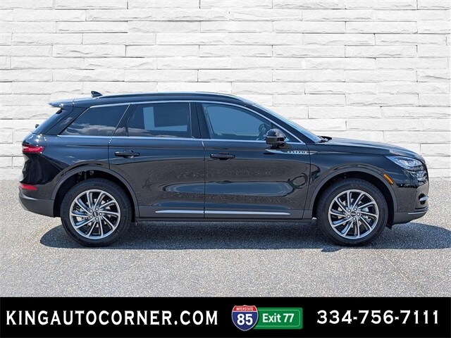 2025 Lincoln Corsair Premiere photo 2