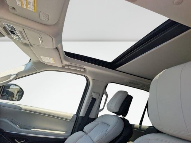 2026 Lincoln Navigator Reserve - Photo 13