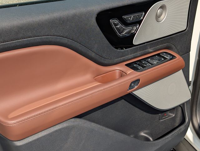 2026 Lincoln Aviator Reserve - Photo 19