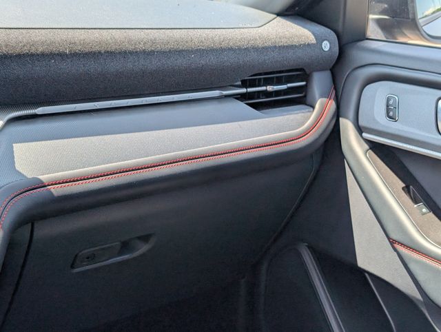 2025 Ford Explorer ST-LINE - Photo 18