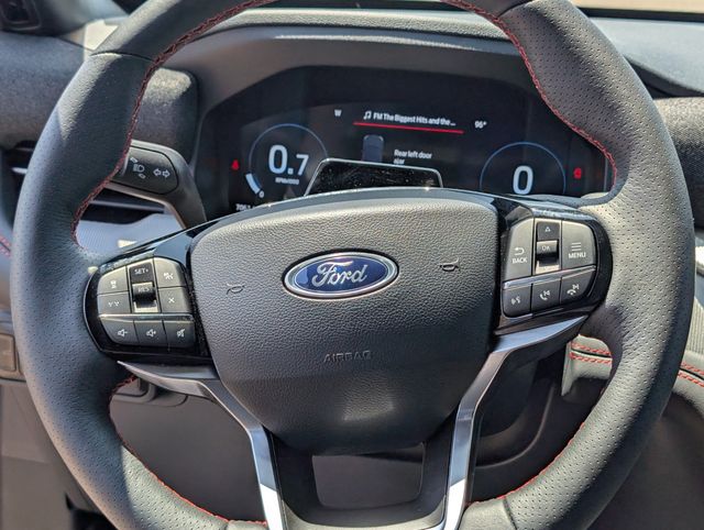 2025 Ford Explorer ST-LINE - Photo 16