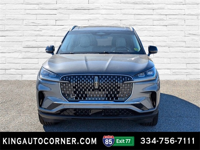 2025 Lincoln Aviator Reserve photo 2