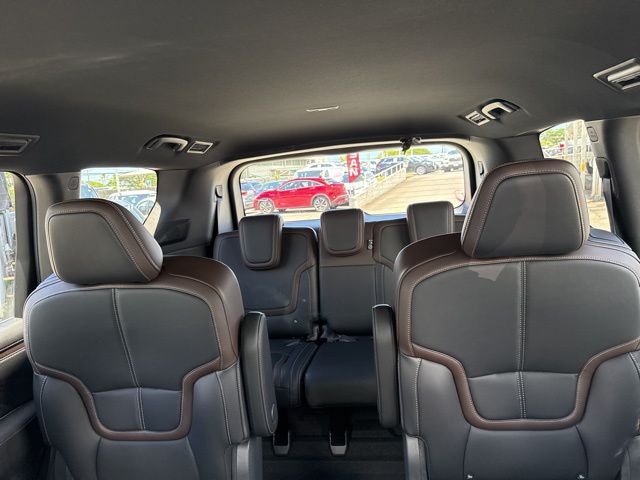 2026 Nissan Armada SL - Photo 14