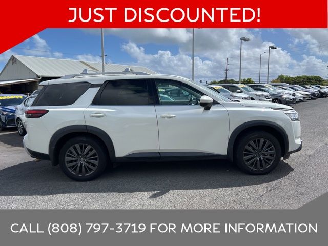 2022 Nissan Pathfinder SL photo 4