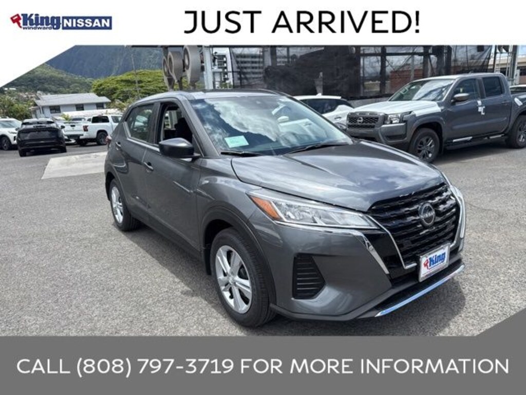 Used 2025 Nissan Kicks Play S SUV