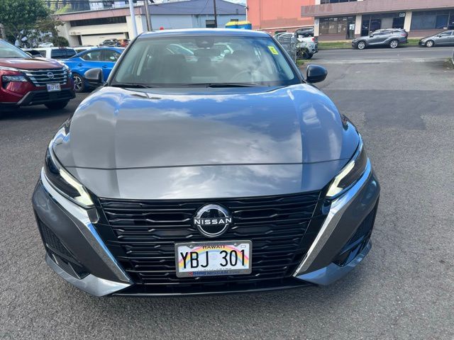 2025 Nissan Altima S photo 2