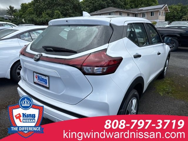 2025 Nissan Kicks Play S photo 4