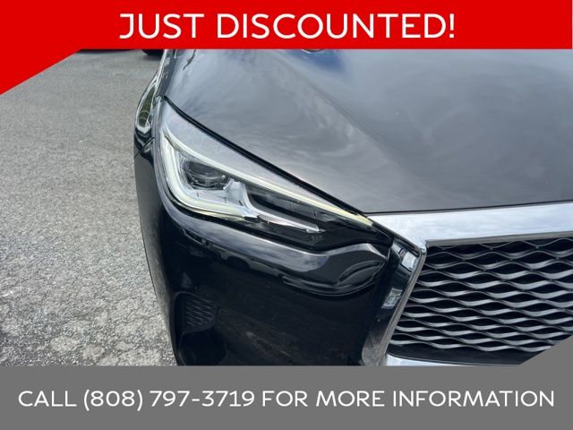 2023 Infiniti QX50 Luxe AWD photo 3