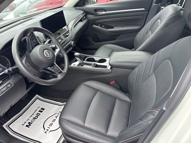 2023 Nissan Altima SR - Photo 7