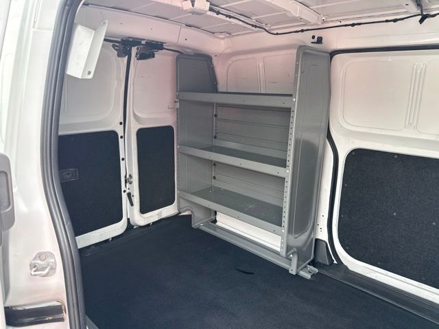2020 Nissan NV200 SV - Photo 4