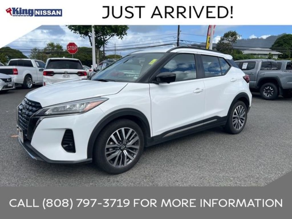 Used 2024 Nissan Kicks SR SUV