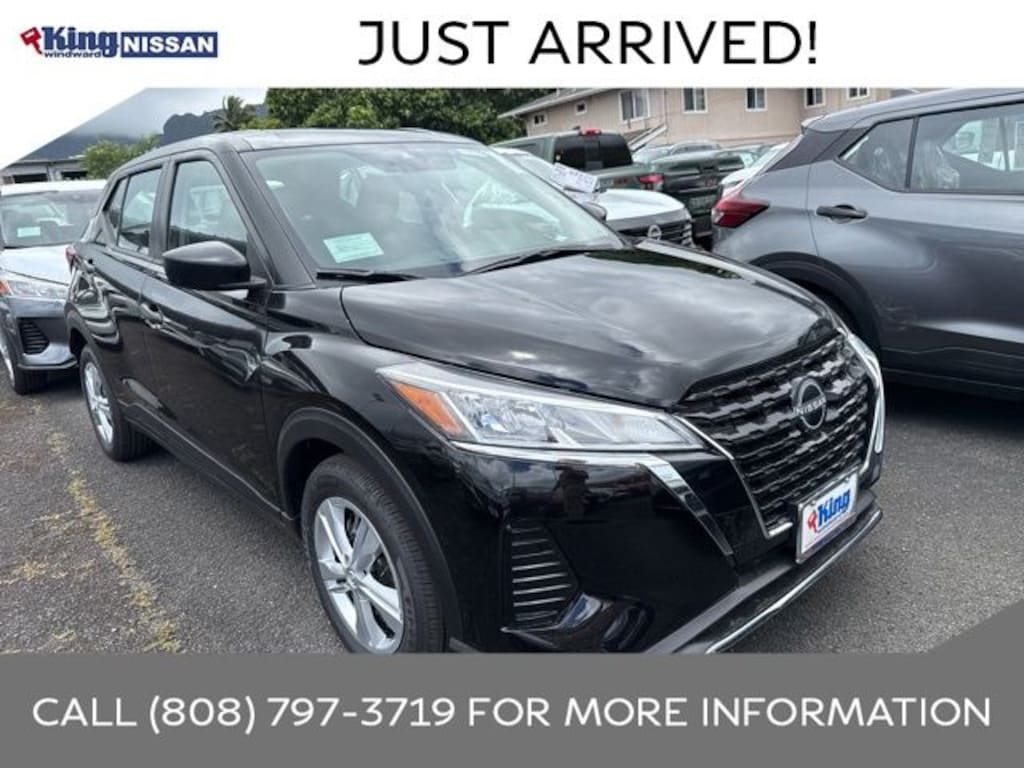 Used 2025 Nissan Kicks Play S SUV