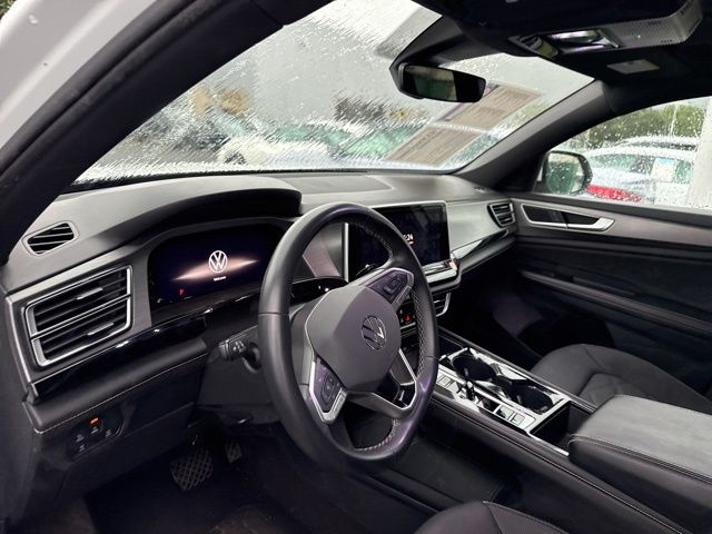 2024 Volkswagen Atlas Cross Sport SE w/Tech - Photo 8