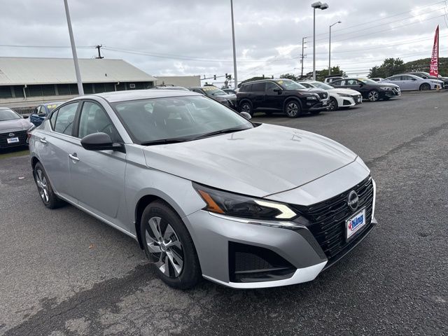 2025 Nissan Altima Sedan 