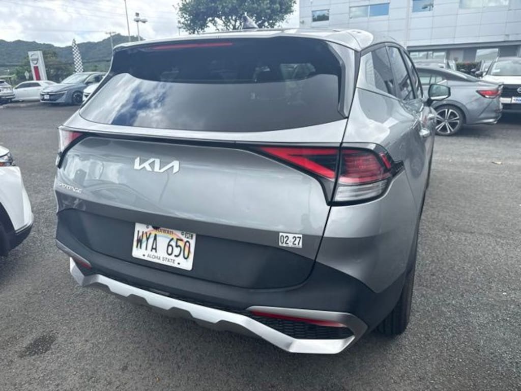 Used 2024 Kia Sportage LX SUV