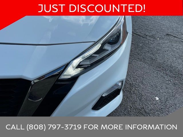 2022 Nissan Altima 2.5 SR photo 2