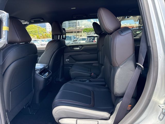 2026 Nissan Armada SL - Photo 10