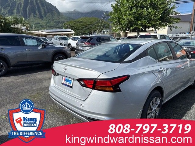 2025 Nissan Altima S photo 4