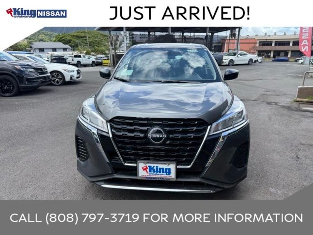 Used 2025 Nissan Kicks Play S SUV