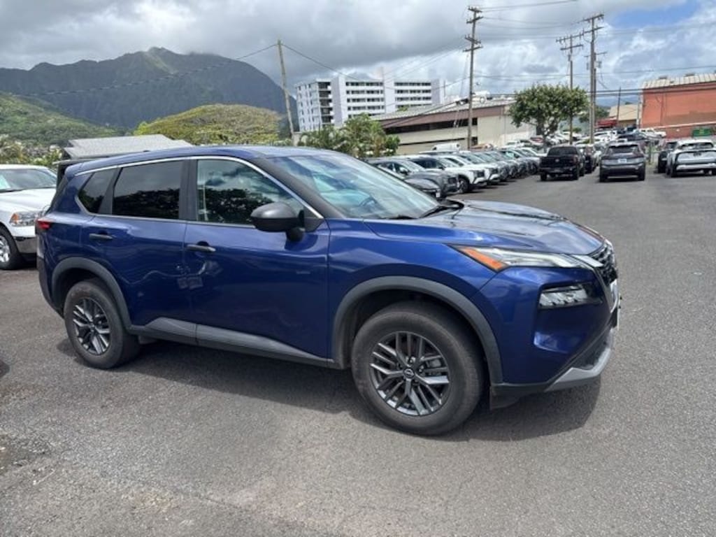 Used 2023 Nissan Rogue S SUV