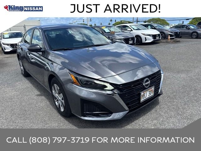 2025 Nissan Altima at King Windward Nissan, photo 1