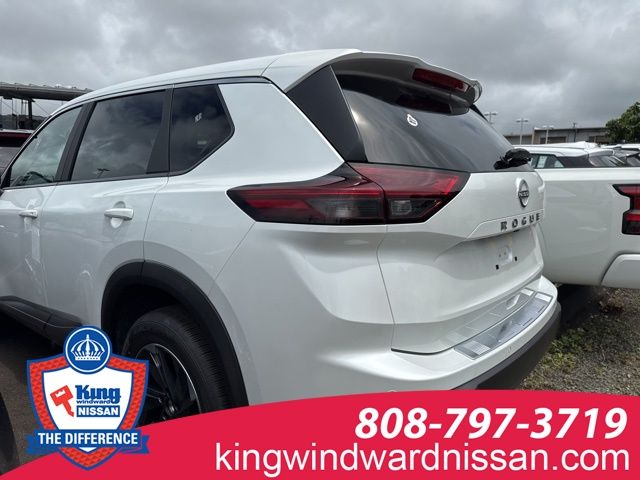 2025 Nissan Rogue SV photo 2