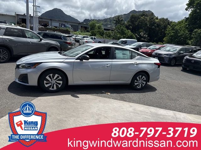 2025 Nissan Altima S photo 2