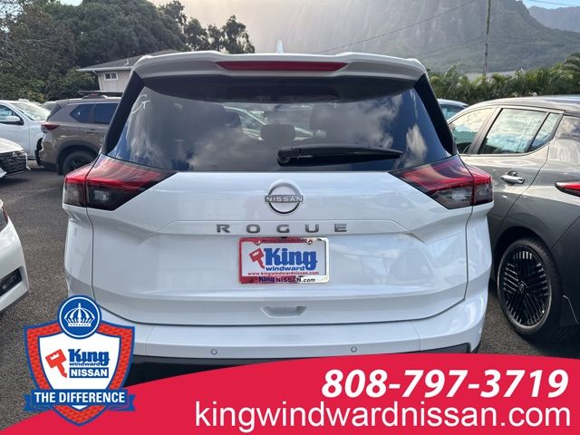 2025 Nissan Rogue SV photo 4