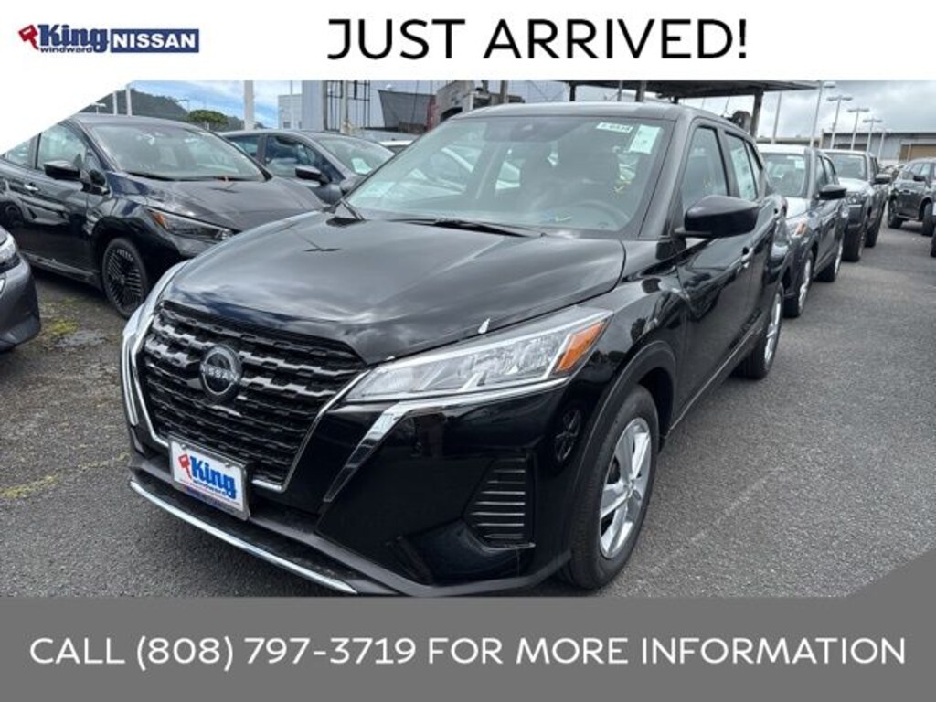 Used 2025 Nissan Kicks Play S SUV