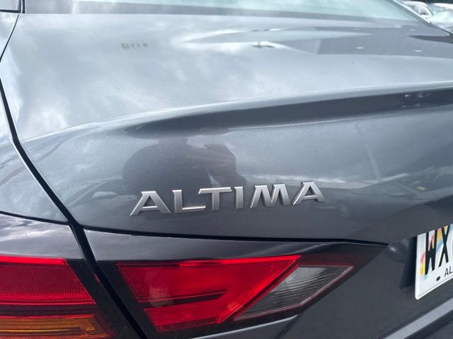 2024 Nissan Altima SV - Photo 6