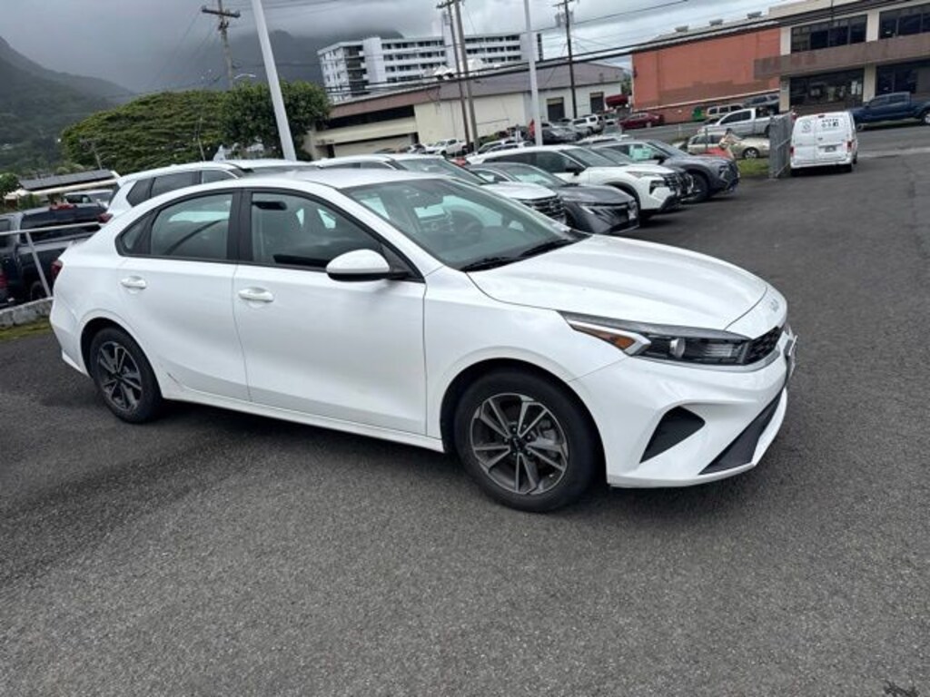 Used 2023 Kia Forte LXS Sedan