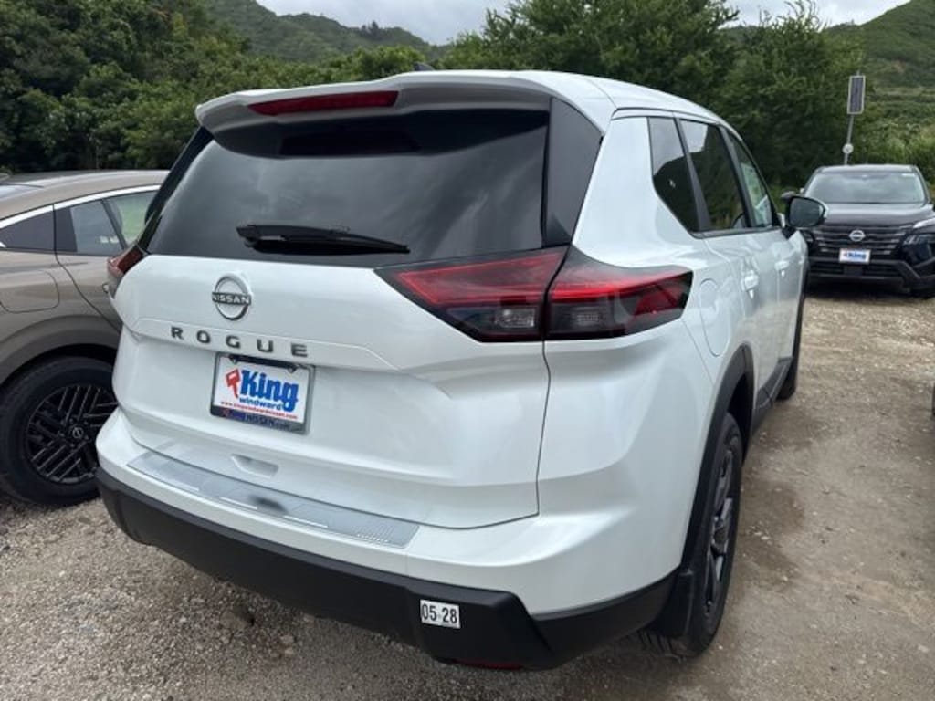 New 2026 Nissan Rogue SV SUV