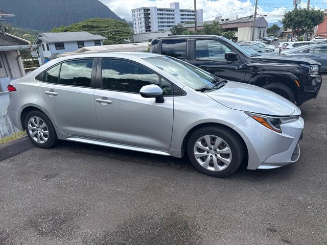 Used 2020 Toyota Corolla LE with VIN JTDEPRAE4LJ078733 for sale in Kaneohe, HI