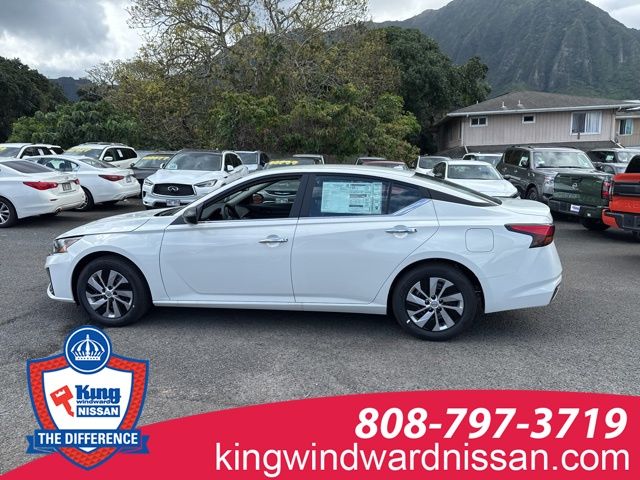 2025 Nissan Altima S photo 2