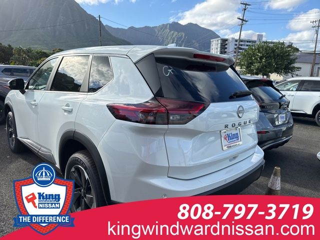 2025 Nissan Rogue SV photo 3
