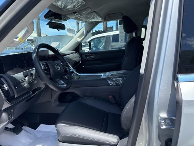 2026 Nissan Armada SV - Photo 7