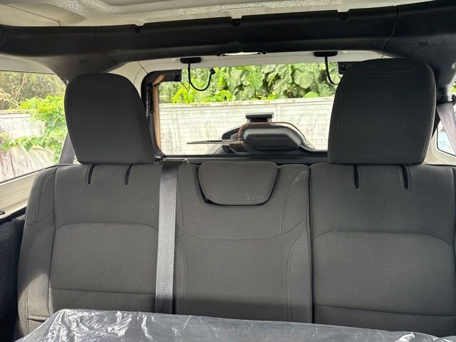 2023 Jeep Wrangler 4-Door Sport S - Photo 7