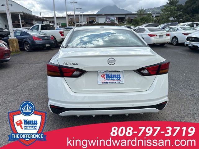 2025 Nissan Altima S photo 4