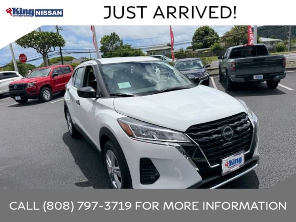 Used 2025 Nissan Kicks Play S SUV