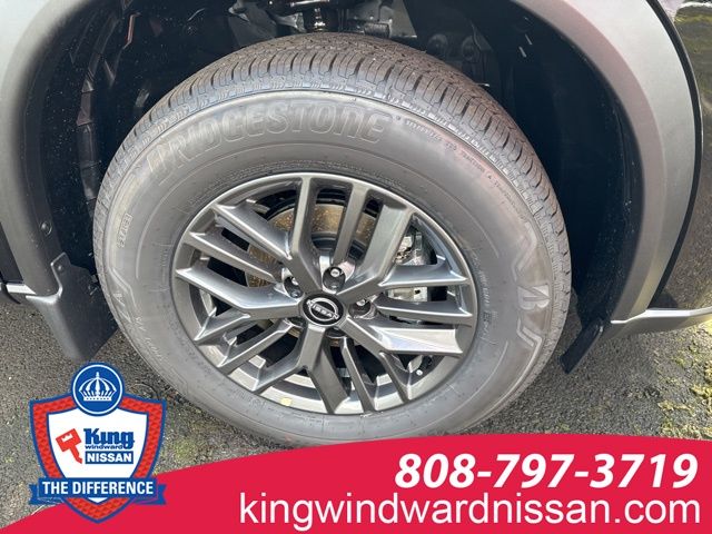 2025 Nissan Rogue S photo 3