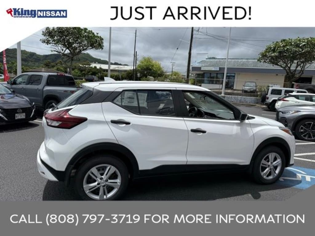 Used 2025 Nissan Kicks Play S SUV