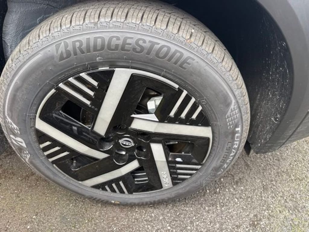 New 2026 Nissan Kicks SV SUV
