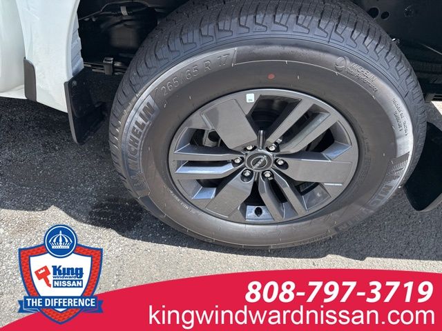 2025 Nissan Frontier SV photo 2