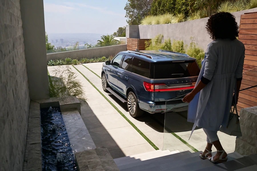 2021 Lincoln Navigator with personal profiles