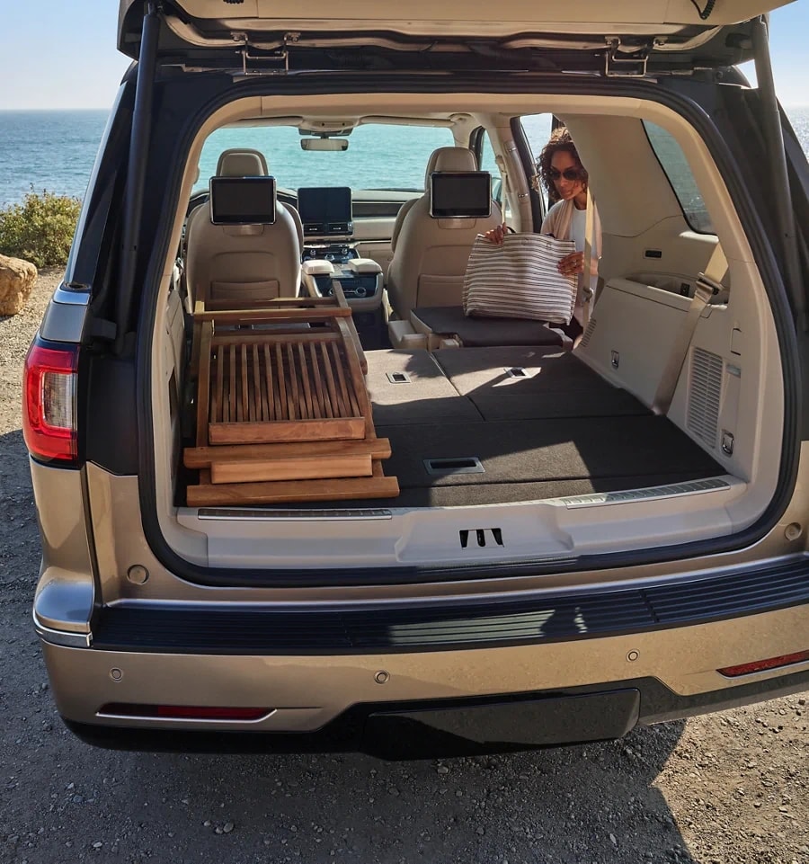 2021 Lincoln Navigator with flexible cargo room