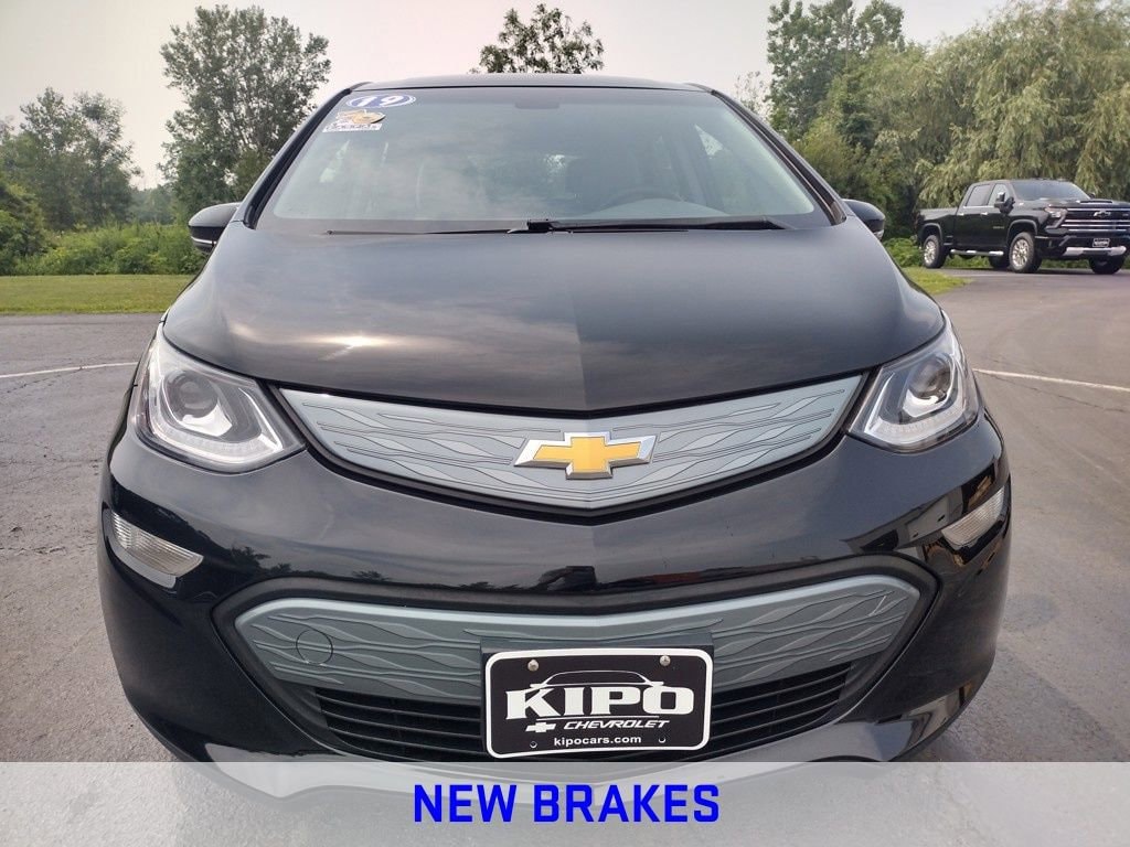Used 2019 Chevrolet Bolt EV LT with VIN 1G1FY6S05K4100425 for sale in Ransomville, NY
